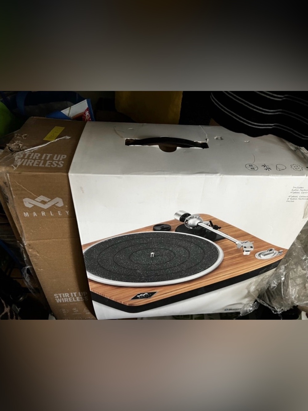 New-Wood-Accent Portable Turntable with Black Platter Mat